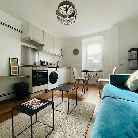 Charmant Appartement Au Coeur De Μπουρζ Εξωτερικό φωτογραφία